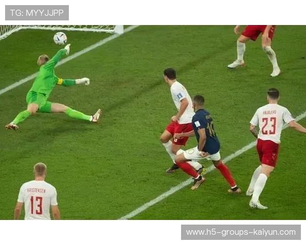 世界杯焦点：姆巴佩对阵巴西或成小组“生死战”